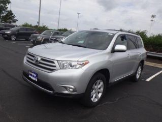 Used 2012 Toyota Highlander SE in Louisville, Kentucky