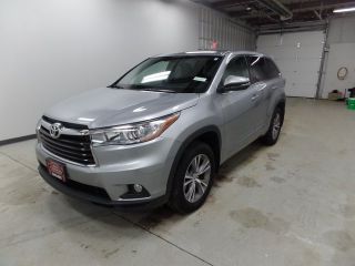 Used 2015 Toyota Highlander LE in Rhinelander, Wisconsin