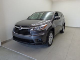 Used 2016 Toyota Highlander LE in Frederick, Maryland