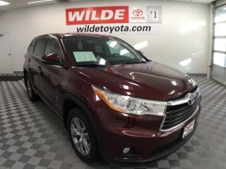 Used 2014 Toyota Highlander LE in West Allis, Wisconsin