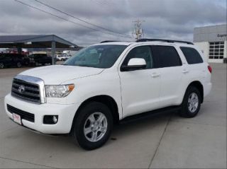 Used 2016 Toyota Sequoia SR5 in Scottsbluff, Nebraska