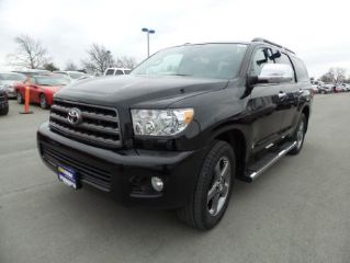Used 2014 Toyota Sequoia SR5 in Overland Park, Kansas