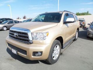 Used 2014 Toyota Sequoia SR5 in Bakersfield, California