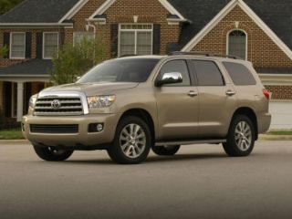 Used 2016 Toyota Sequoia SR5 in Burlington, Washington