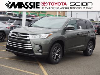 Used 2018 Toyota Highlander LE in North Huntingdon, Pennsylvania