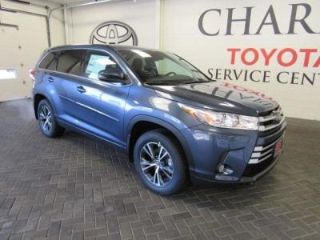 Used 2017 Toyota Highlander LE in Norwich, Connecticut