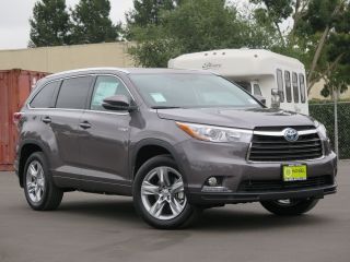 Used 2015 Toyota Highlander Limited in Petaluma, California