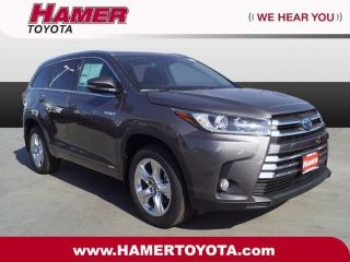 Used 2017 Toyota Highlander Limited in Mission Hills, California