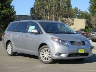 Used 2015 Toyota Sienna Limited in Petaluma, California
