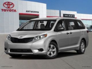 Used 2016 Toyota Sienna XLE in Clarksville, Maryland