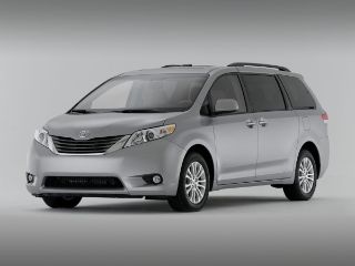 Used 2014 Toyota Sienna XLE in Lancaster, Massachusetts