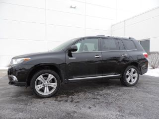 Used 2013 Toyota Highlander Limited in Naperville, Illinois