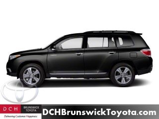 Used 2011 Toyota Highlander Limited in North Brunswick, New Jersey
