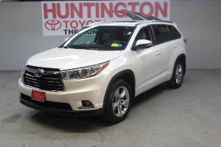 Used 2014 Toyota Highlander Limited in Huntington Station, New York