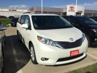 Used 2017 Toyota Sienna XLE in Grimes, Iowa