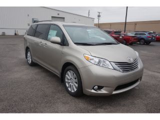 Used 2017 Toyota Sienna XLE in Indianapolis, Indiana
