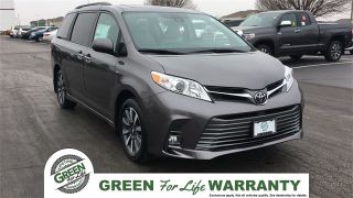 Used 2018 Toyota Sienna XLE in Springfield, Illinois