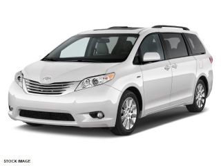 Used 2017 Toyota Sienna XLE in Lynn, Massachusetts