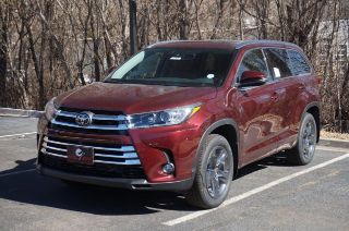 Used 2018 Toyota Highlander Limited in Glenwood Springs, Colorado