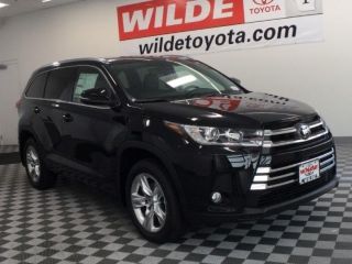 Used 2017 Toyota Highlander Limited in West Allis, Wisconsin