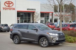 Used 2017 Toyota Highlander XLE in Apex, North Carolina