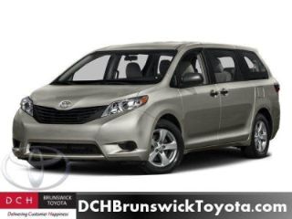 Used 2015 Toyota Sienna LE in North Brunswick, New Jersey