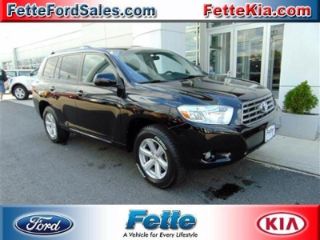 Used 2010 Toyota Highlander SE in Clifton, New Jersey