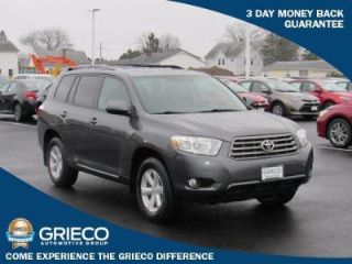 Used 2010 Toyota Highlander SE in East Providence, Rhode Island