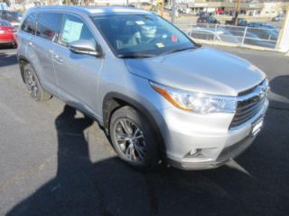 Used 2016 Toyota Highlander XLE in Arlington, Virginia