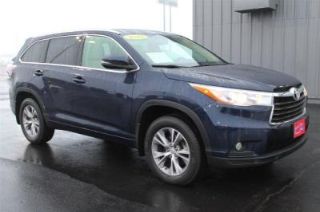 Used 2015 Toyota Highlander XLE in Beaver Dam, Wisconsin