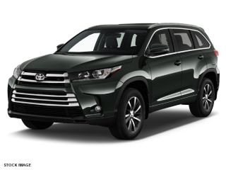 Used 2017 Toyota Highlander XLE in Albuquerque, New Mexico