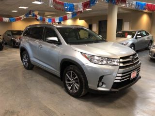 Used 2017 Toyota Highlander XLE in New York, New York