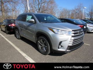 Used 2018 Toyota Highlander XLE in Mount Laurel, New Jersey