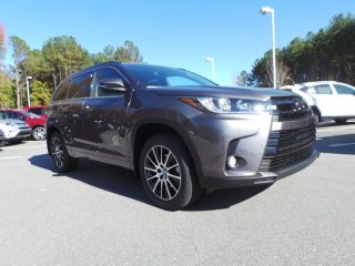 Used 2018 Toyota Highlander SE in Raleigh, North Carolina