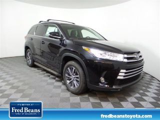 Used 2017 Toyota Highlander XLE in Raritan Township, New Jersey