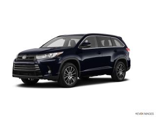 Used 2018 Toyota Highlander XLE in Englewood Cliffs, New Jersey
