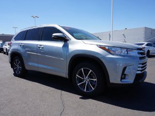 Used 2017 Toyota Highlander XLE in Las Vegas, Nevada
