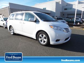 Used 2015 Toyota Sienna LE in Raritan Township, New Jersey