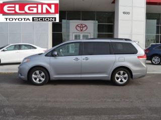 Used 2014 Toyota Sienna LE in Hoffman Estates, Illinois
