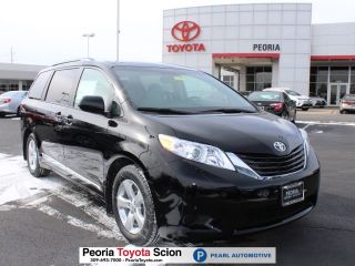 Used 2016 Toyota Sienna LE in Peoria, Illinois