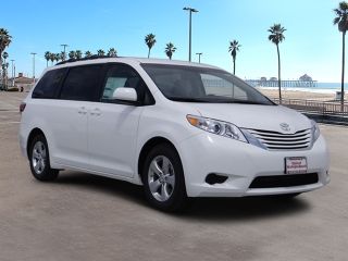 Used 2015 Toyota Sienna LE in Huntington Beach, California