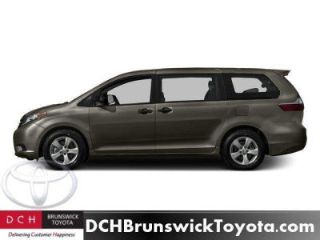 Used 2015 Toyota Sienna LE in North Brunswick, New Jersey