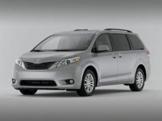 Used 2014 Toyota Sienna LE in New Rochelle, New York