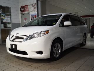 Used 2015 Toyota Sienna LE in Woodside, New York