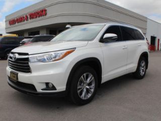 Used 2015 Toyota Highlander XLE in Broken Arrow, Oklahoma