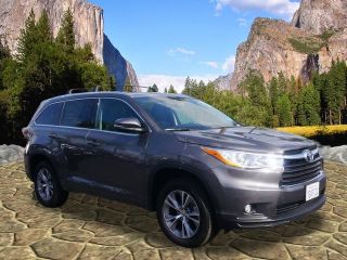 Used 2014 Toyota Highlander XLE in Hemet, California