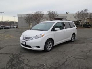 Used 2017 Toyota Sienna LE in Alexandria, Virginia