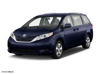 Used 2017 Toyota Sienna LE in Little Falls, New Jersey