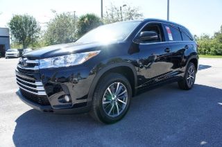 Used 2018 Toyota Highlander XLE in Vero Beach, Florida