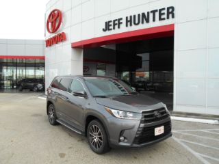 Used 2017 Toyota Highlander SE in Waco, Texas